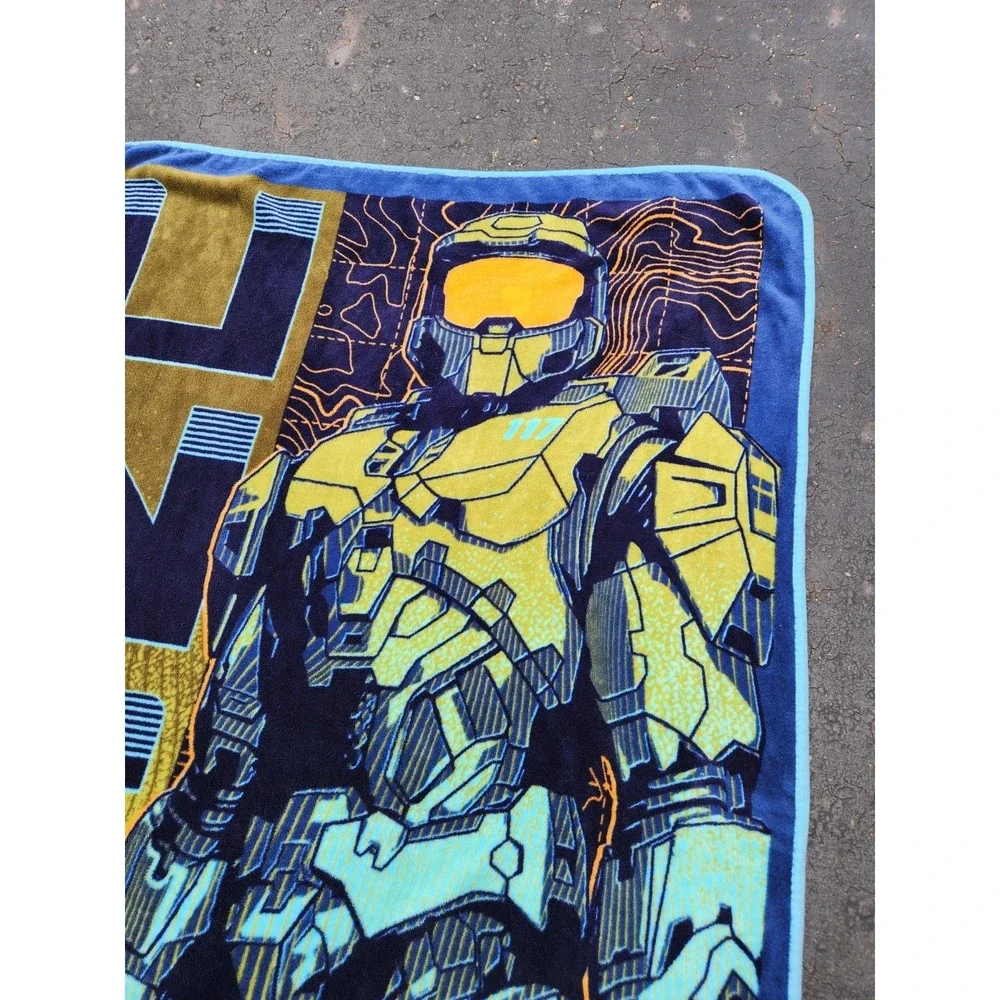 Halo UNSC Master Chief‎ Micro Plush Fleece Throw Blanket Wall Hanging Video Game